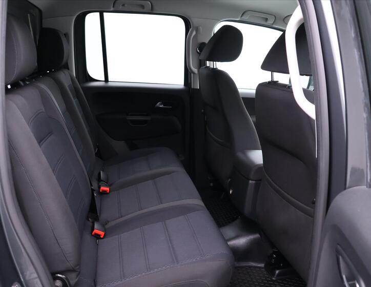 Volkswagen Amarok 14