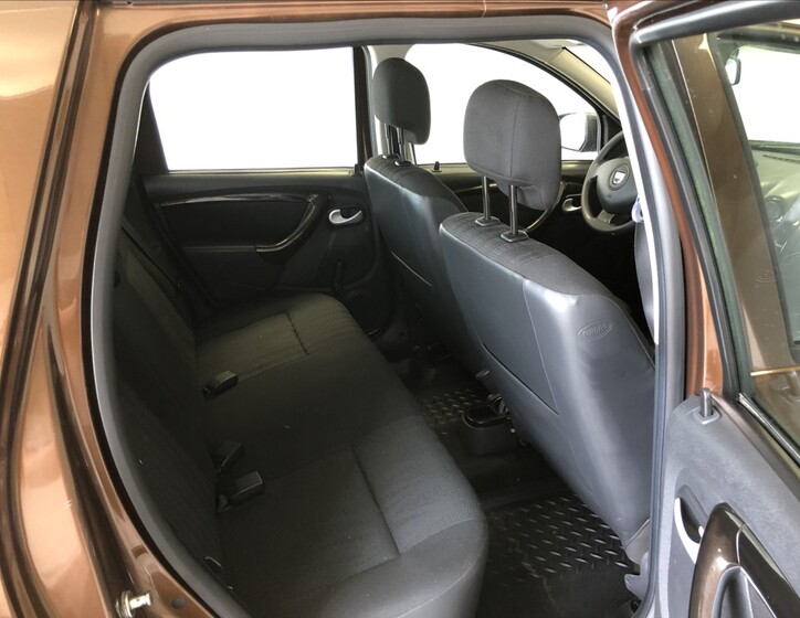 Dacia Duster 11