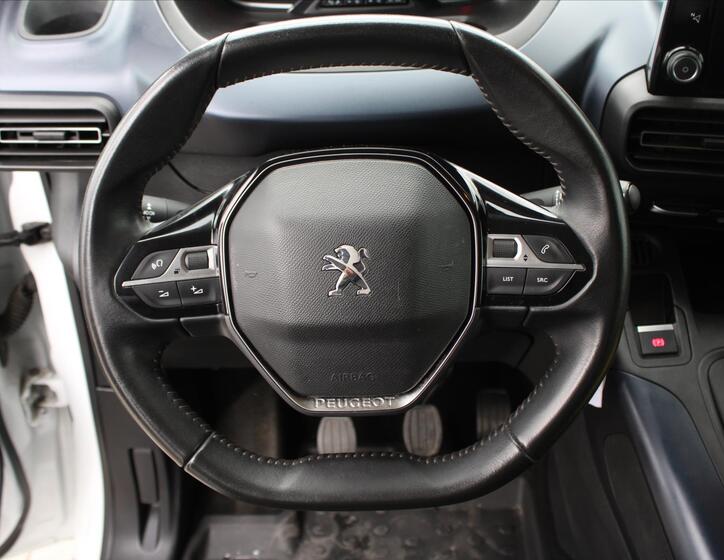 Peugeot Rifter 14