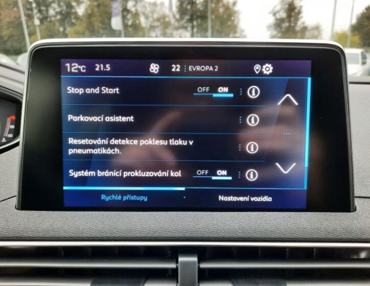 Peugeot 5008 24