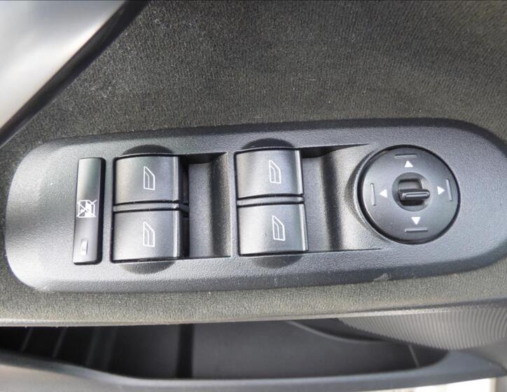 Ford Galaxy 14