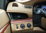 Cadillac Escalade 17