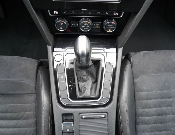 Volkswagen Passat 32