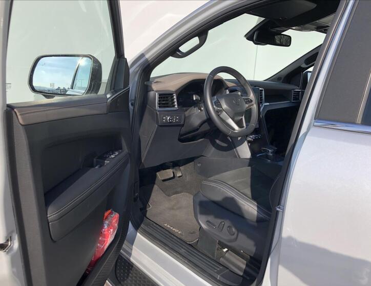 Volkswagen Amarok 6