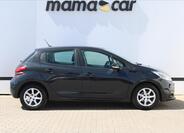 Peugeot 208 8