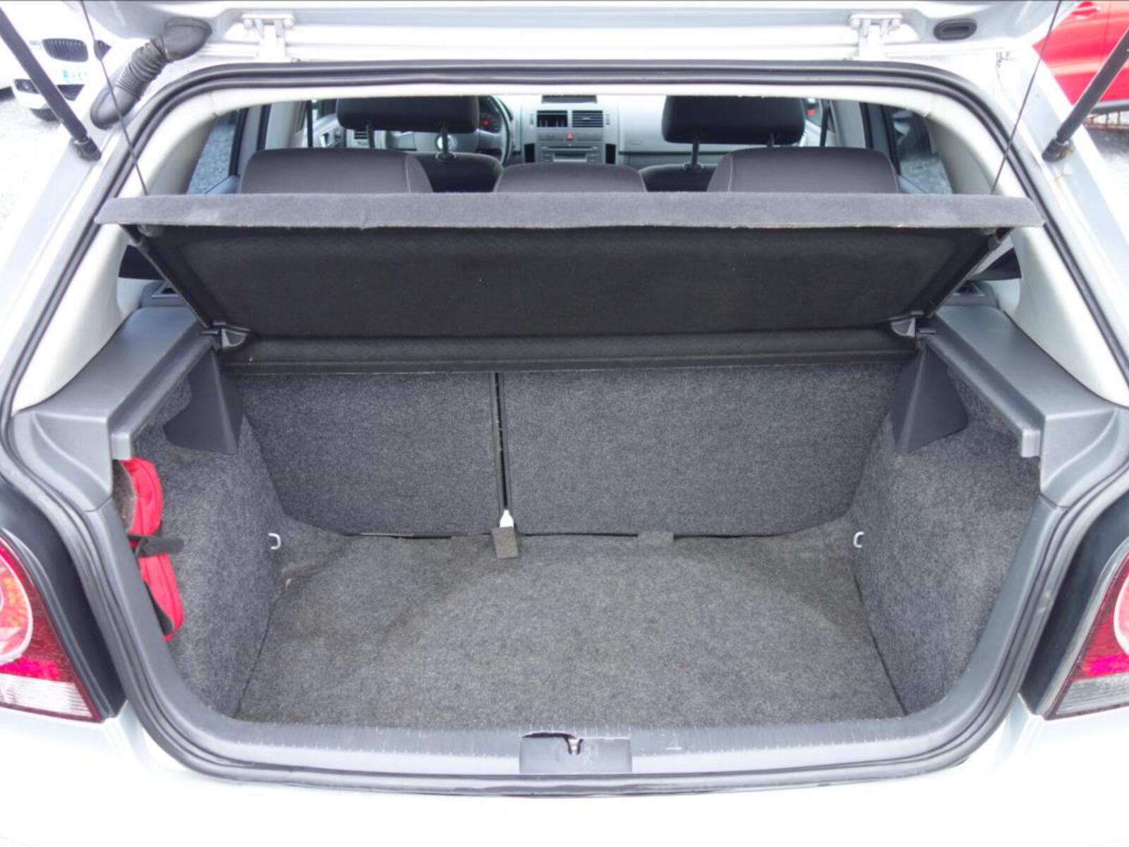 Volkswagen Polo 16