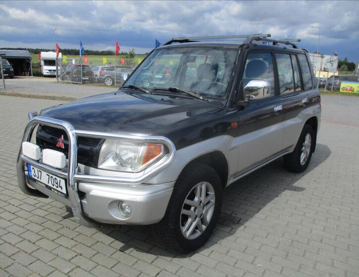Mitsubishi Pajero Pinin 1