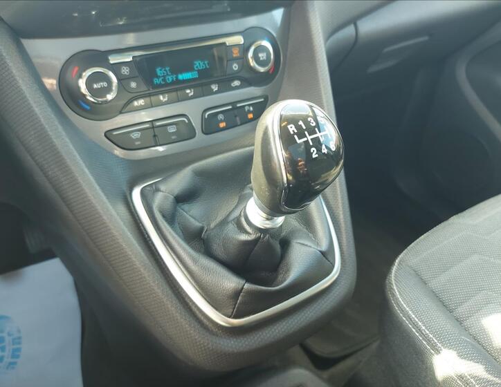 Ford Tourneo Connect 37