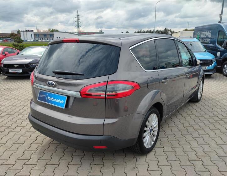 Ford S-MAX 5
