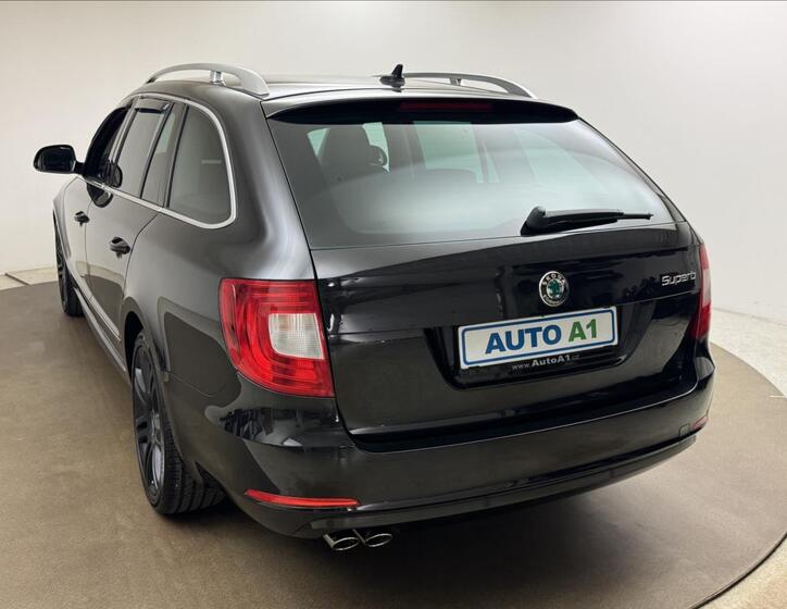 Škoda Superb 6