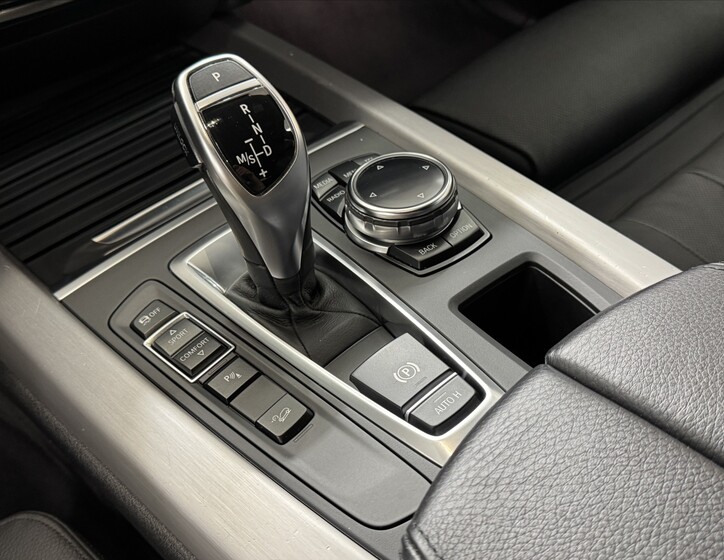 BMW X5 15