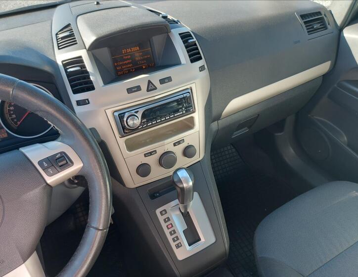 Opel Zafira 27