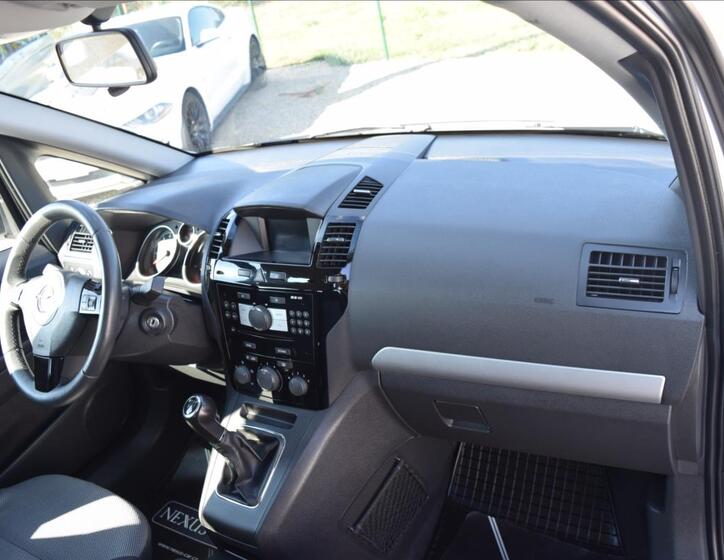Opel Zafira 23