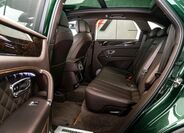 Bentley Bentayga 16