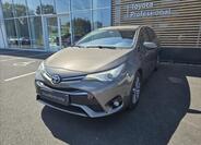 Toyota Avensis 1