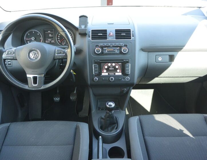 Volkswagen Touran 11