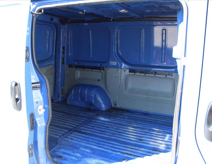 Renault Trafic 12