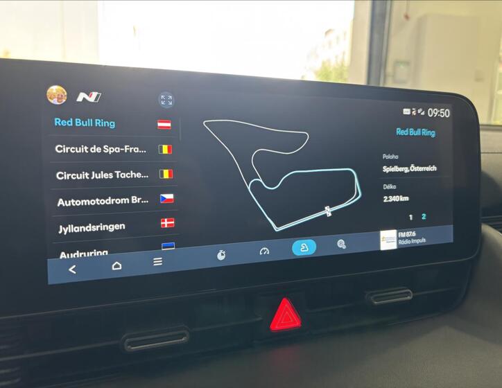 Hyundai IONIQ 57