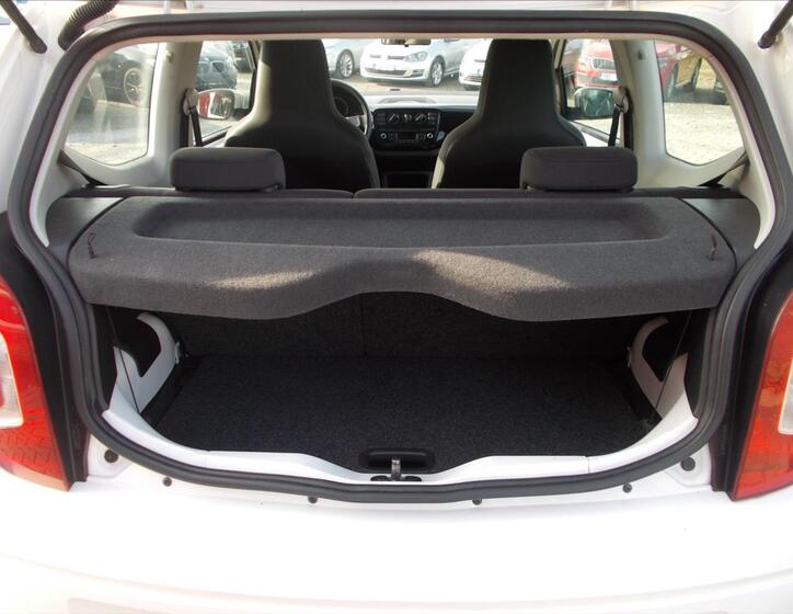 Volkswagen up! 11