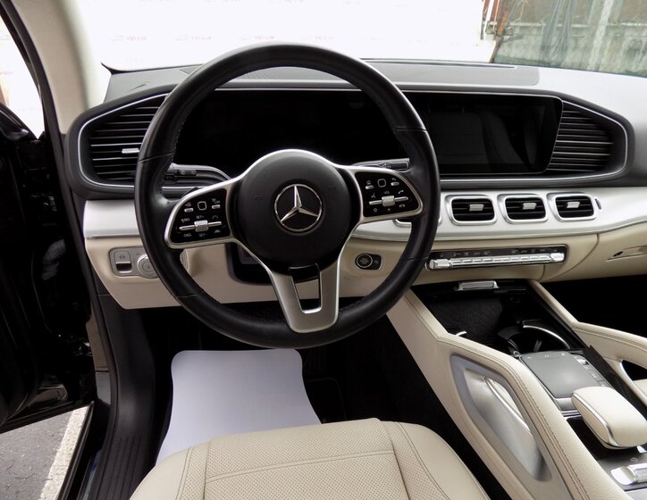 Mercedes-Benz GLE 29