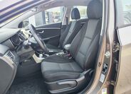 Hyundai i30 12