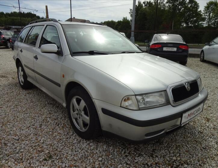Škoda Octavia 9