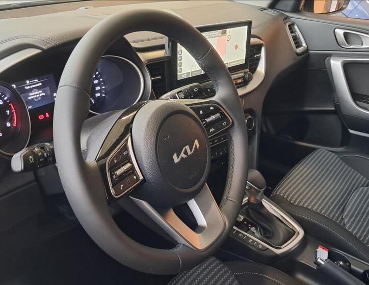 KIA Ceed 11