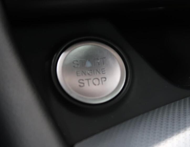 Audi Q3 24