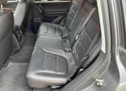 Volkswagen Touareg 13