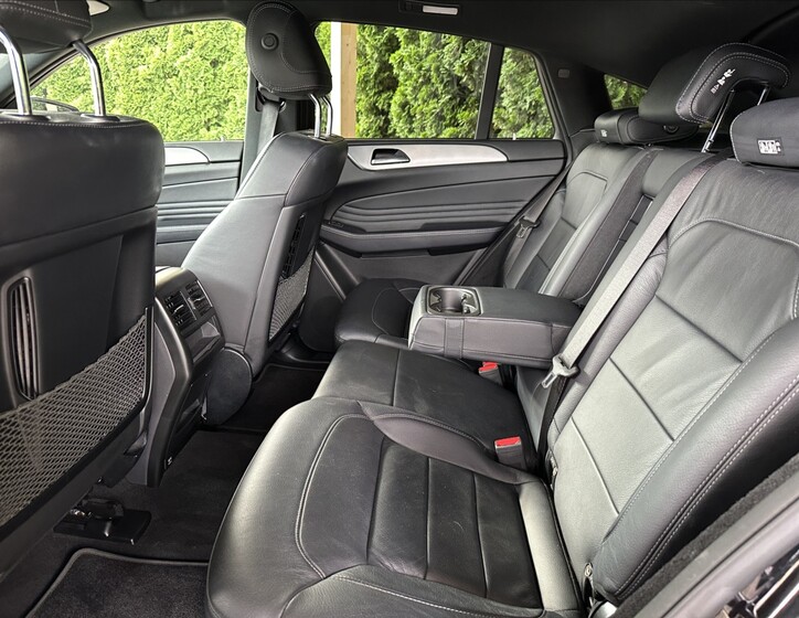 Mercedes-Benz GLE 18