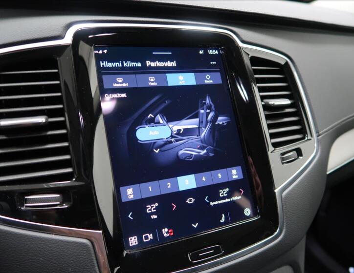 Volvo XC90 32