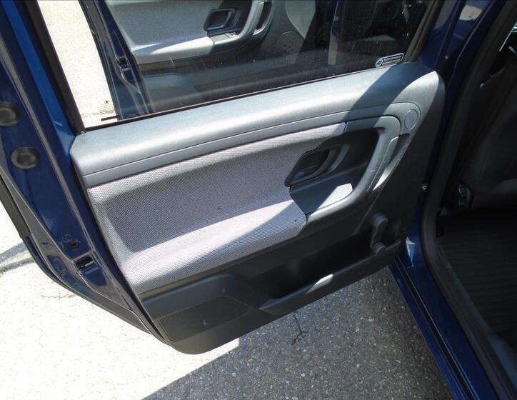Škoda Roomster 11