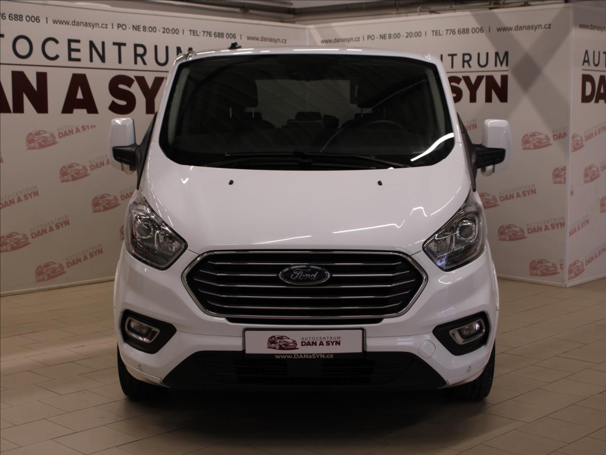 Ford Tourneo Custom