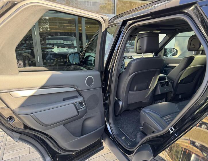 Land Rover Discovery 8