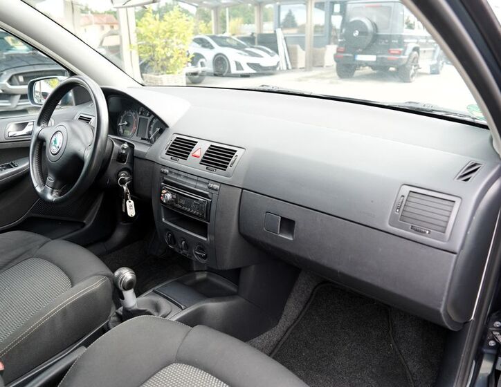 Škoda Fabia 25