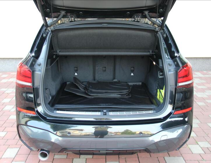 BMW X1 42