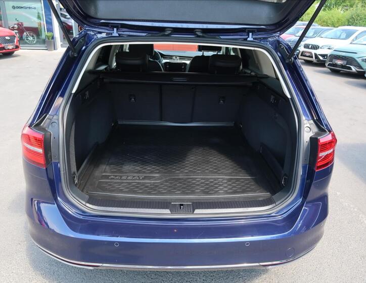 Volkswagen Passat 24