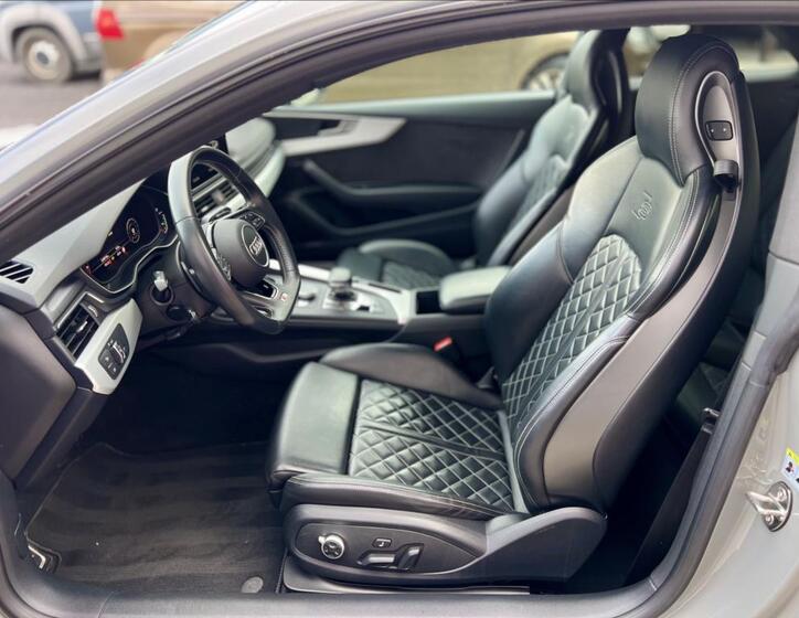 Audi S5 11