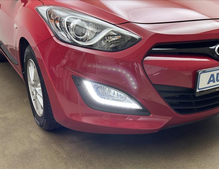 Hyundai i30 27