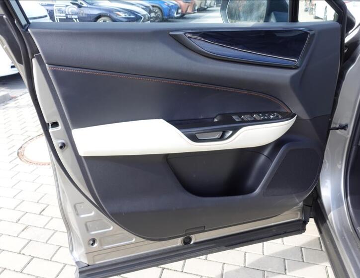Lexus NX 350h 17