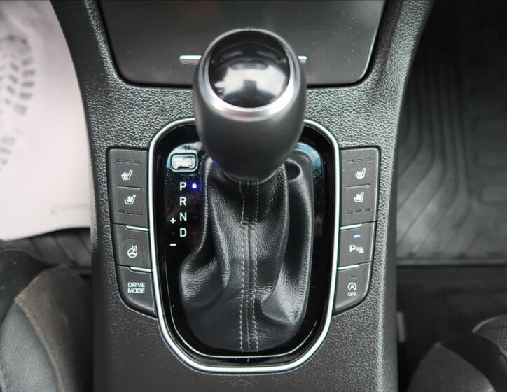 Hyundai i30 19