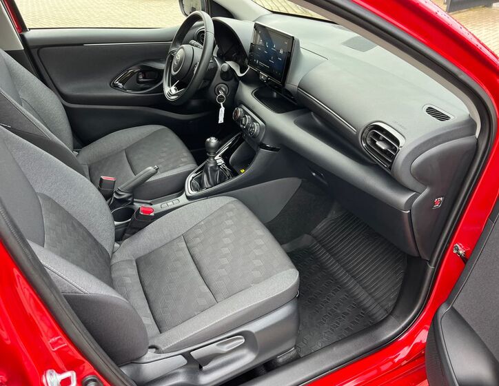 Toyota Yaris 17
