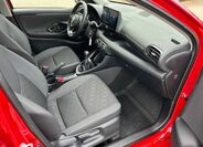 Toyota Yaris 17