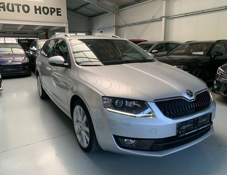Škoda Octavia 1