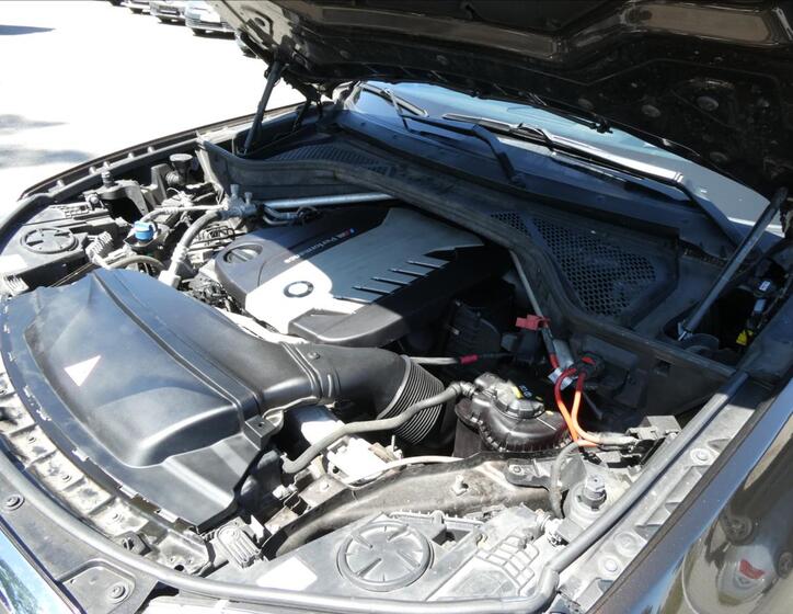 BMW X5 40