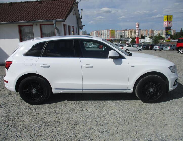 Audi Q5 4