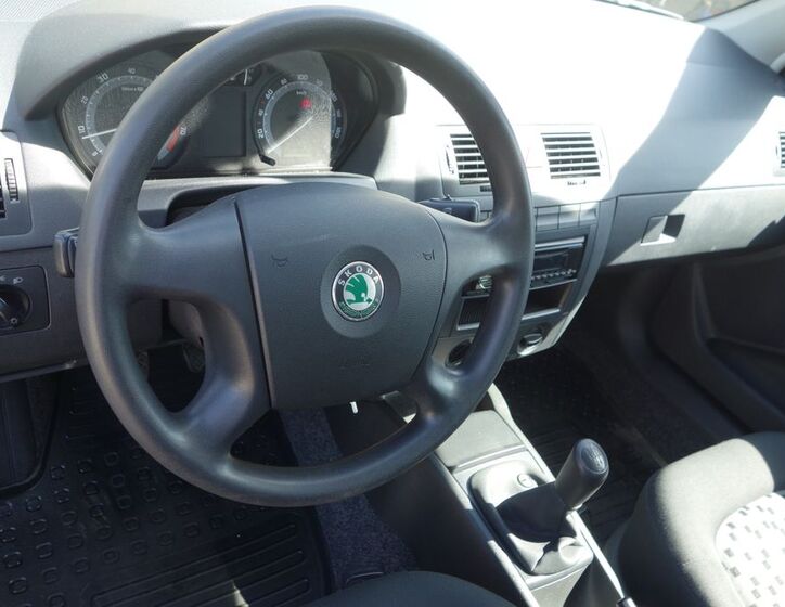 Škoda Fabia 25