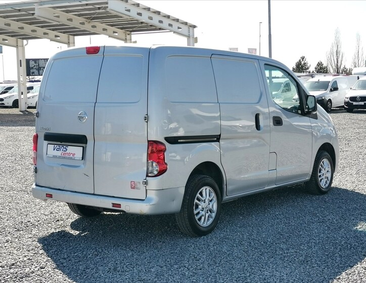 Nissan NV200 3