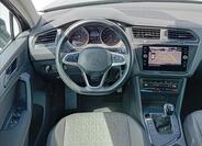 Volkswagen Tiguan 6