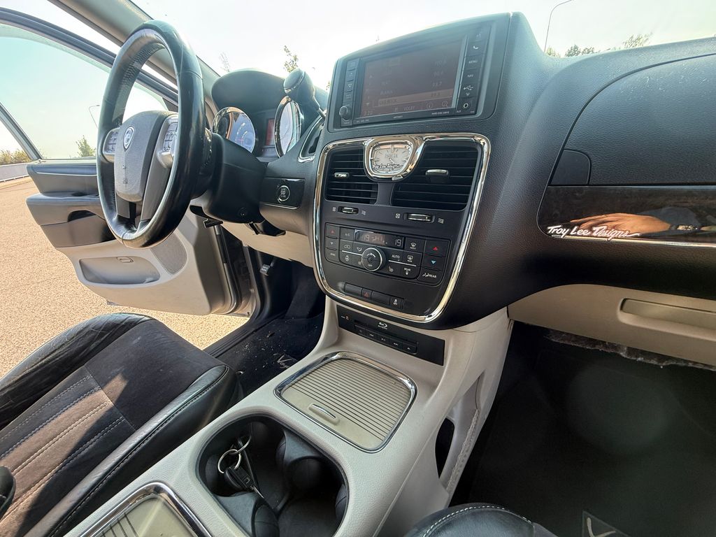 Lancia Voyager